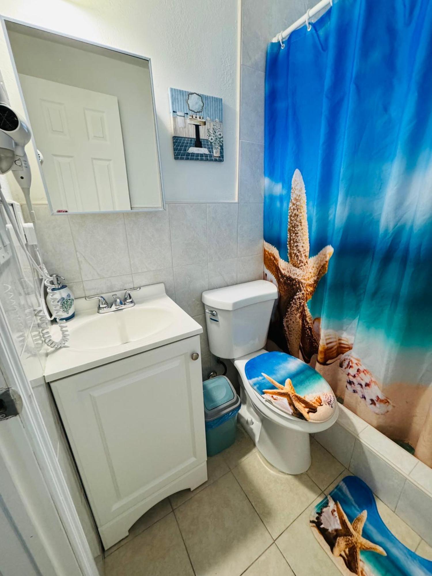 B5 Best Value On Private Bedroom With Private Bathroom In Little Havana, 迈阿密 外观 照片