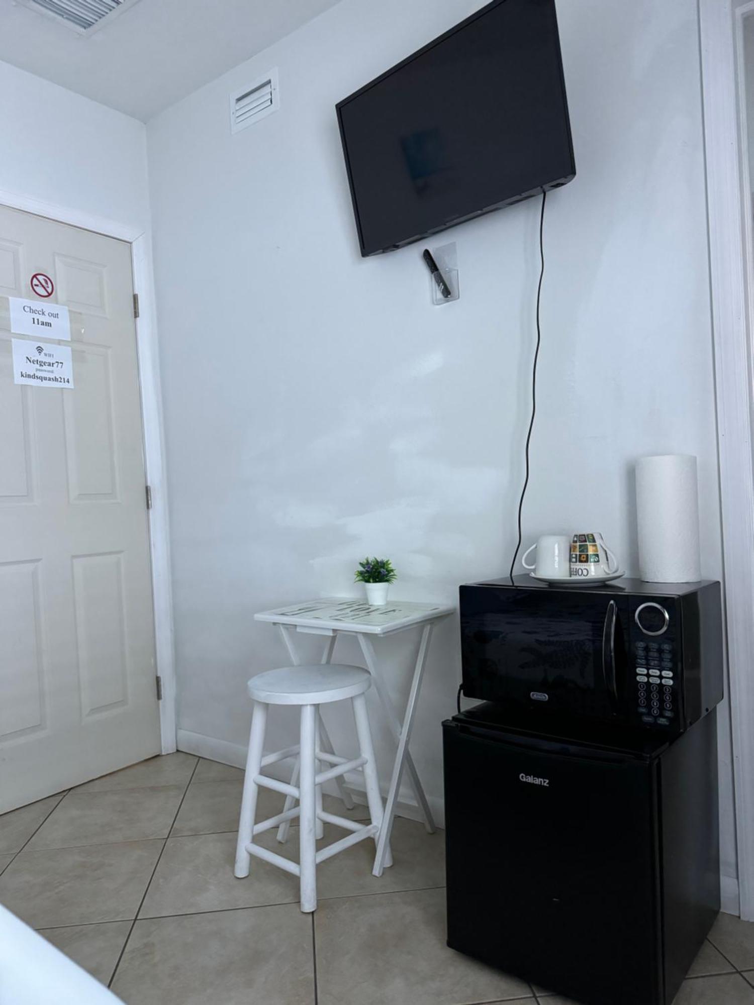 B5 Best Value On Private Bedroom With Private Bathroom In Little Havana, 迈阿密 外观 照片
